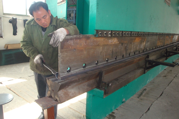 雙段模溫機(jī)